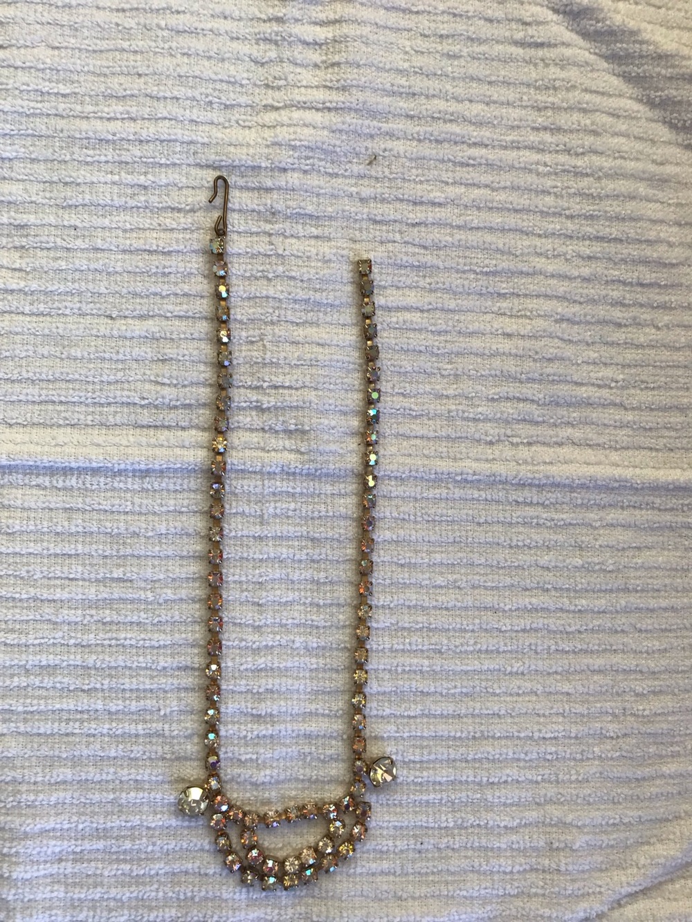 Vintage Crystal Pendant Drop Necklace - Champagne Sparkle